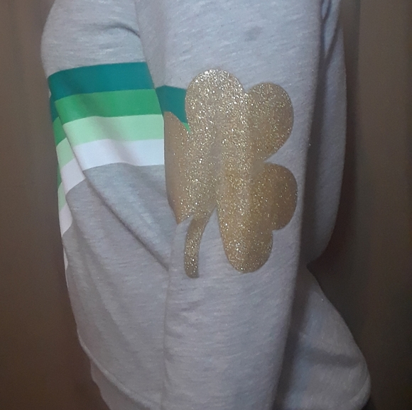 Sweater - Picture 6 of 10